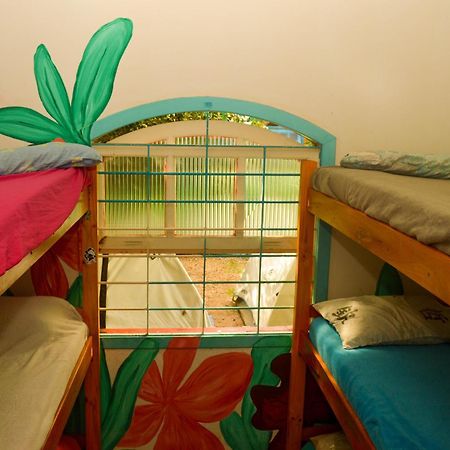 Hostel Tropico De Capricornio - Itagua Убатуба Номер фото